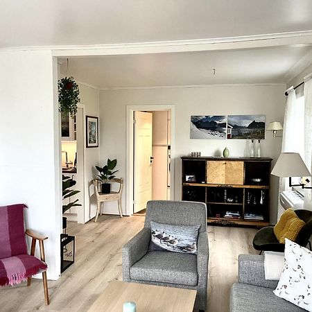 Koselig Nyrestaurert Hus Med Flott Utsikt! Villa Reine Kültér fotó