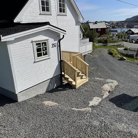 Koselig Nyrestaurert Hus Med Flott Utsikt! Villa Reine Kültér fotó