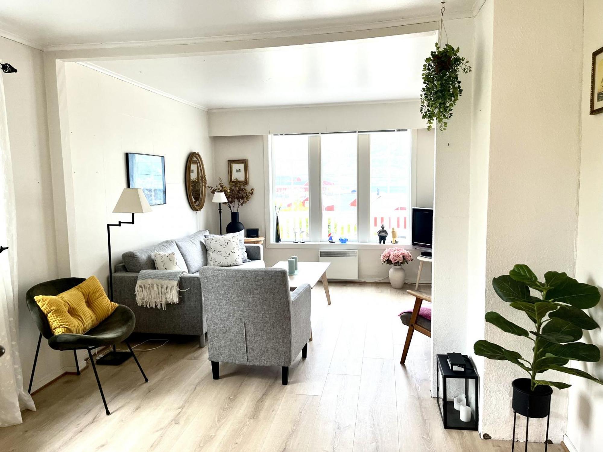 Koselig Nyrestaurert Hus Med Flott Utsikt! Villa Reine Kültér fotó